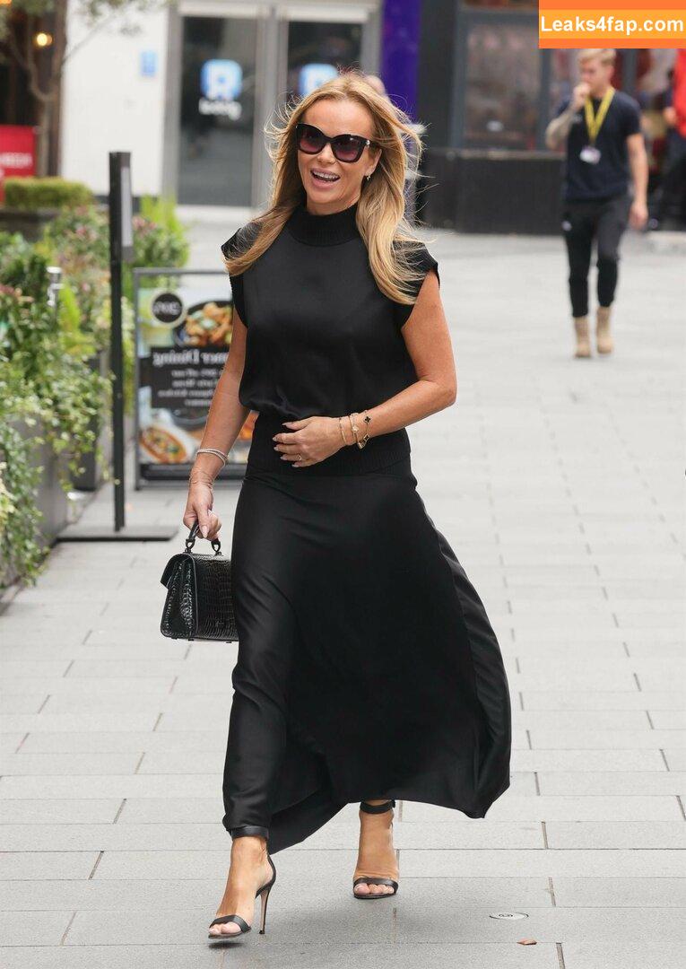 Amanda Holden / noholdenback leaked photo photo #2280