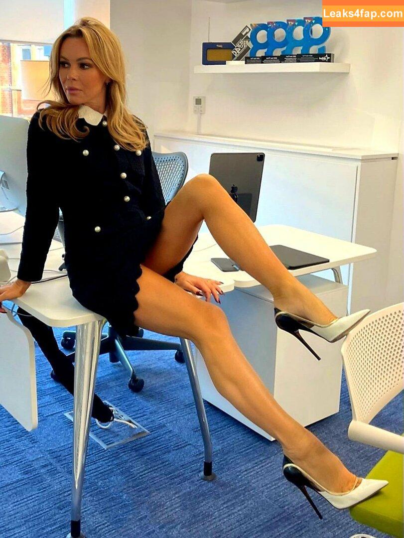 Amanda Holden / noholdenback leaked photo photo #2288