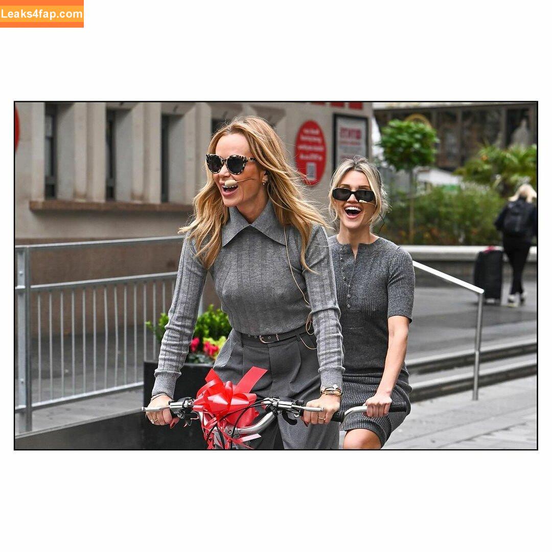 Amanda Holden / noholdenback leaked photo photo #2380