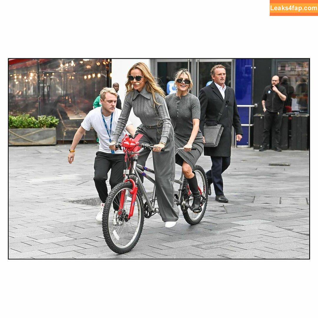 Amanda Holden / noholdenback leaked photo photo #2381