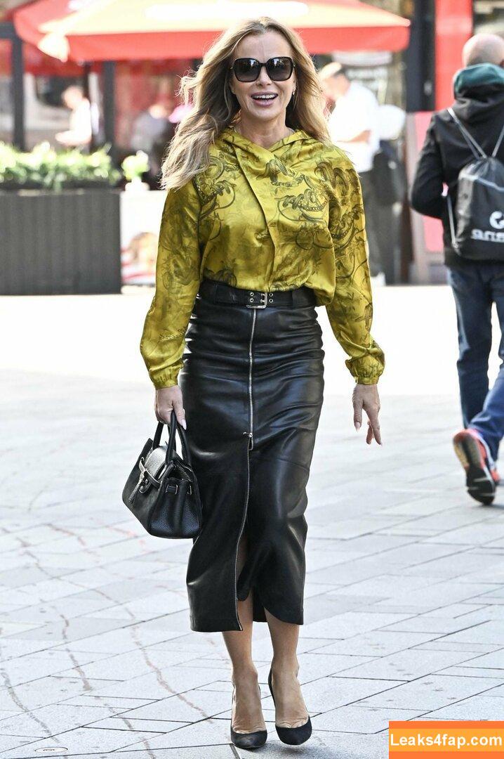 Amanda Holden / noholdenback leaked photo photo #2390