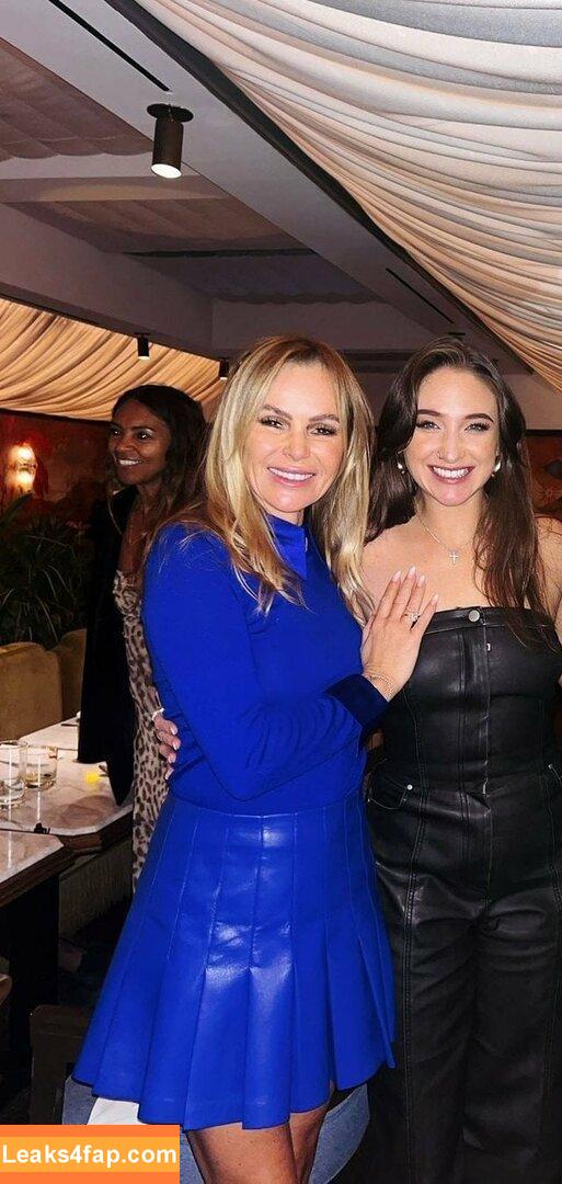 Amanda Holden / noholdenback leaked photo photo #2467