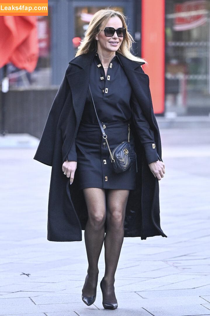 Amanda Holden / noholdenback leaked photo photo #2481