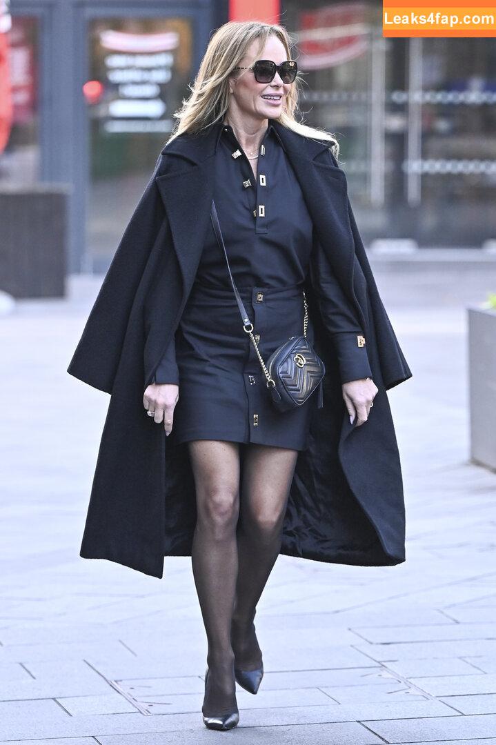 Amanda Holden / noholdenback leaked photo photo #2486