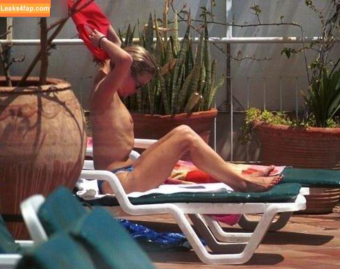 Amanda Holden / noholdenback leaked photo photo #2498