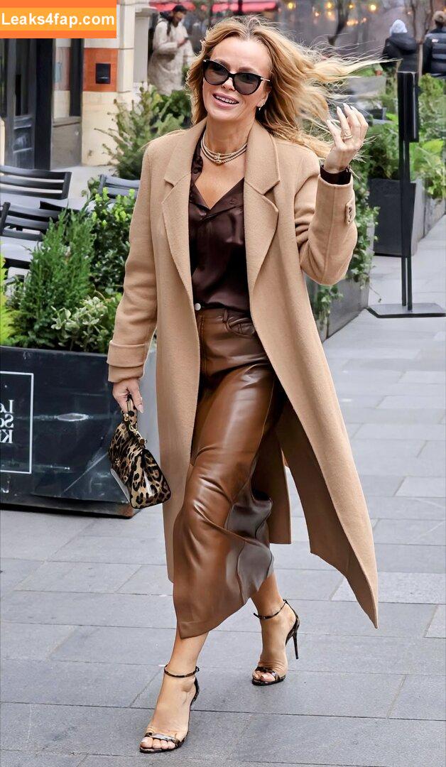Amanda Holden / noholdenback leaked photo photo #2827