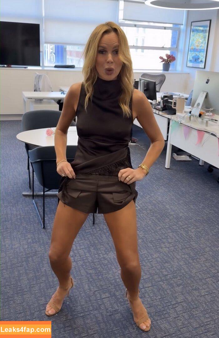 Amanda Holden / noholdenback leaked photo photo #2991
