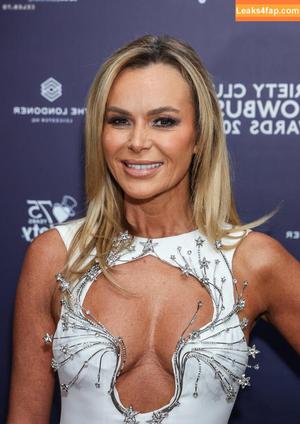 Amanda Holden photo #2084