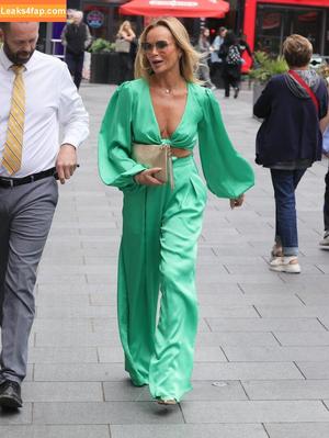 Amanda Holden photo #2142