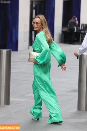 Amanda Holden photo #2148