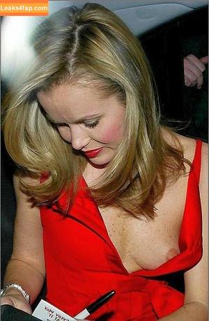 Amanda Holden photo #2383