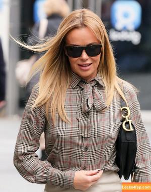 Amanda Holden photo #2423