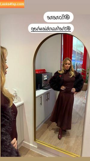 Amanda Holden photo #2466