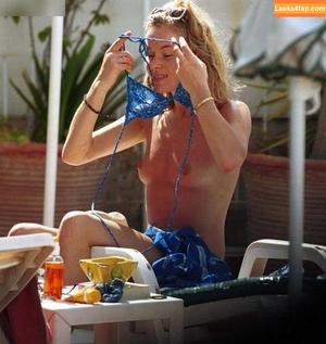 Amanda Holden photo #2497