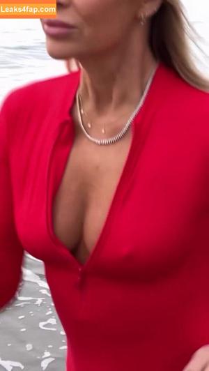 Amanda Holden photo #2553