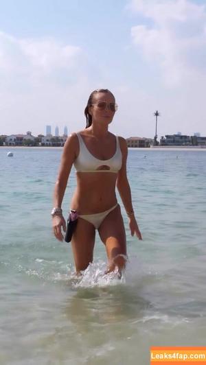 Amanda Holden photo #2686