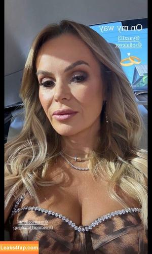 Amanda Holden photo #2893