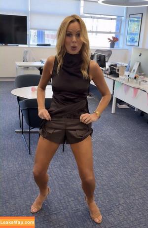 Amanda Holden photo #2991