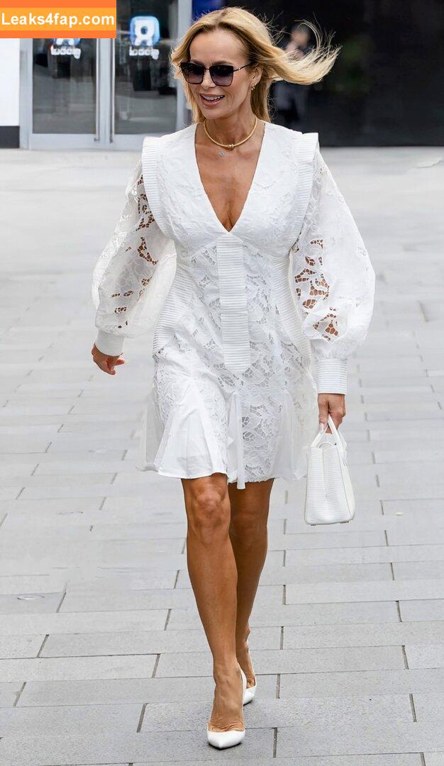 Amanda Holden / noholdenback leaked photo photo #3001