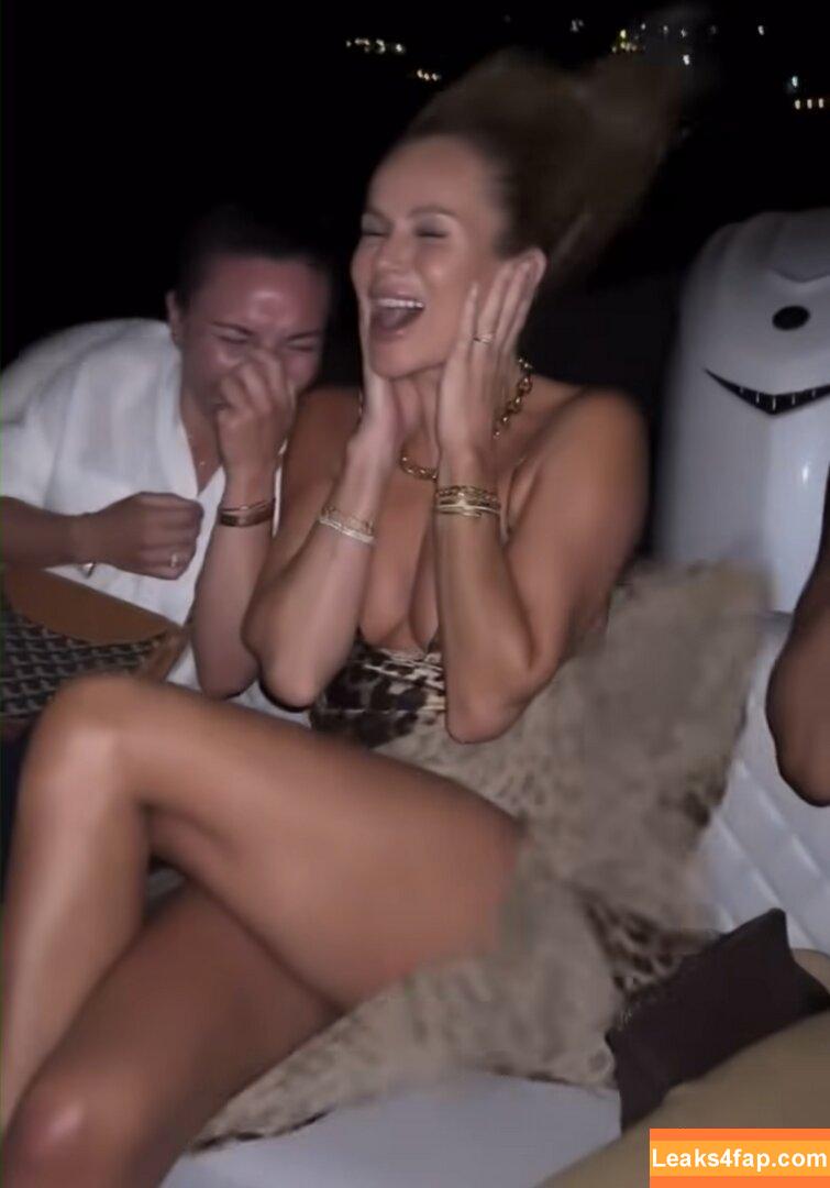Amanda Holden / noholdenback leaked photo photo #3011