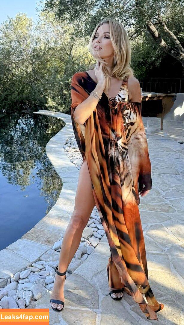 Amanda Holden / noholdenback leaked photo photo #3016