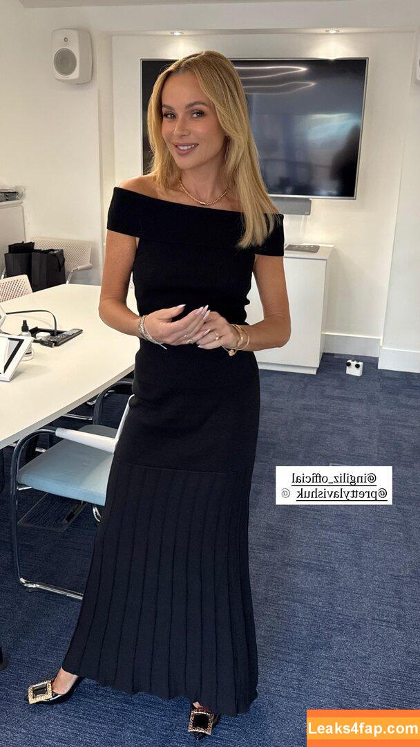 Amanda Holden / noholdenback leaked photo photo #3062
