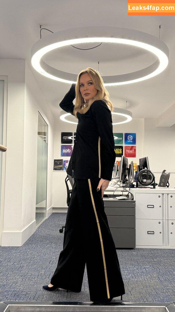 Amanda Holden / noholdenback leaked photo photo #3103