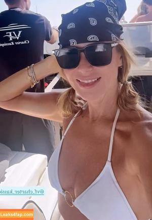 Amanda Holden photo #3022