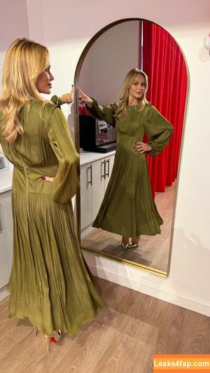 Amanda Holden фото #3078