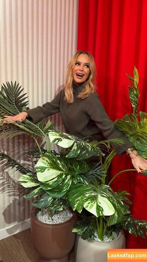 Amanda Holden photo #3110