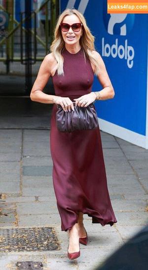 Amanda Holden photo #3151