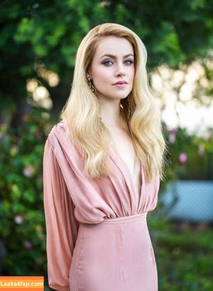Amanda Schull photo #0006