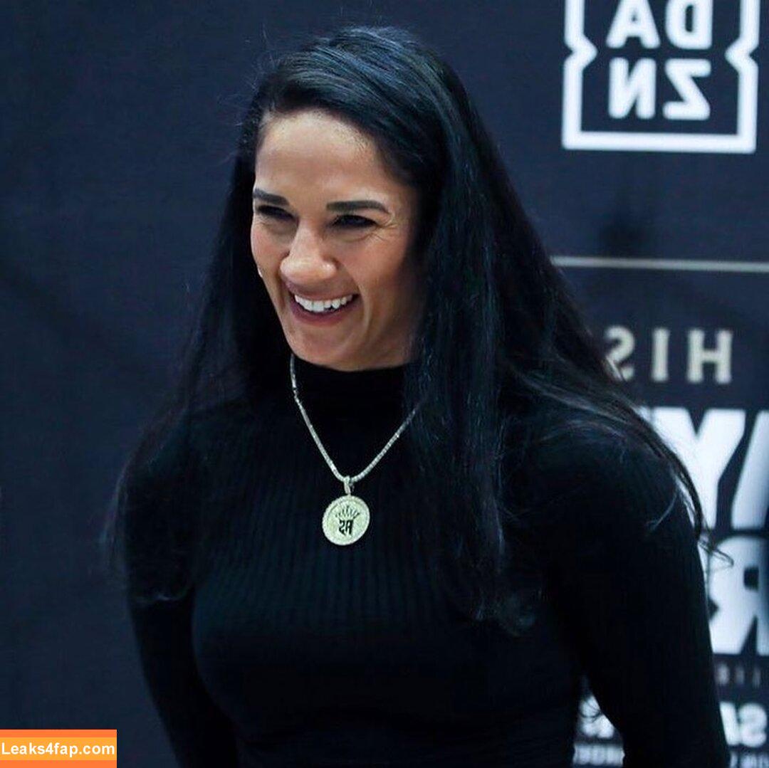 Amanda Serrano / Puerto Rican Boxer / serranosisters leaked photo photo #0024