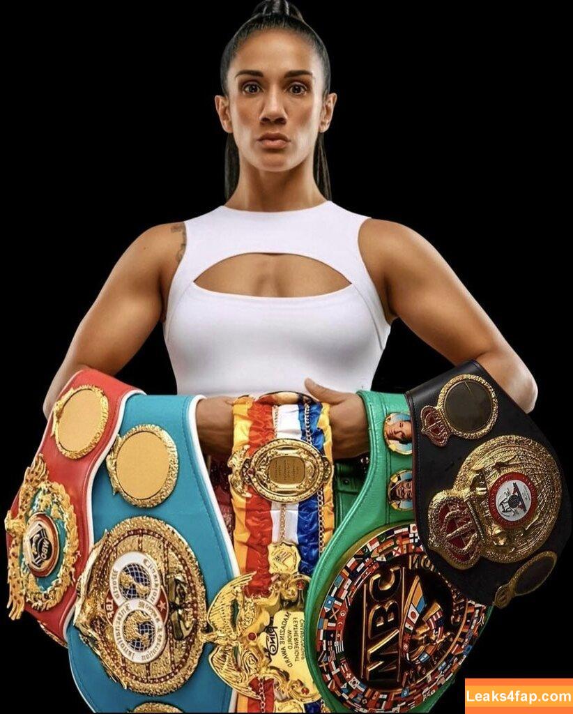 Amanda Serrano / Puerto Rican Boxer / serranosisters leaked photo photo #0040