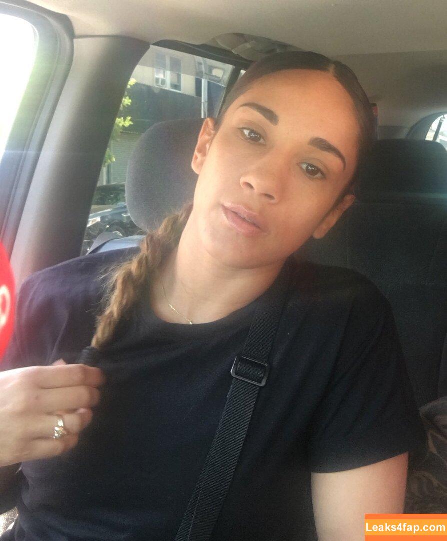 Amanda Serrano / Puerto Rican Boxer / serranosisters leaked photo photo #0083