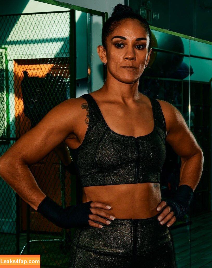 Amanda Serrano / Puerto Rican Boxer / serranosisters leaked photo photo #0091