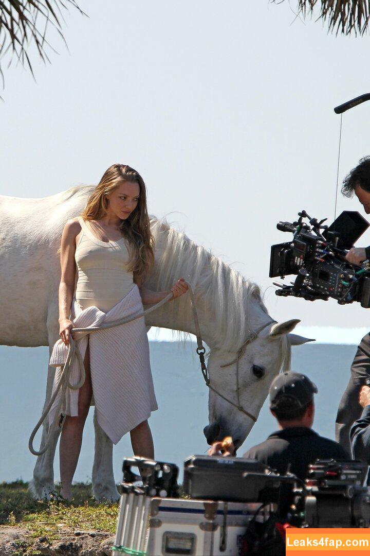Amanda Seyfried / AmandaSeyfried / mingey слитое фото фото #0131