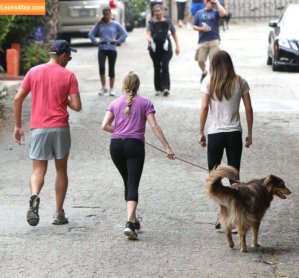 Amanda Seyfried / AmandaSeyfried / mingey leaked photo photo #0174