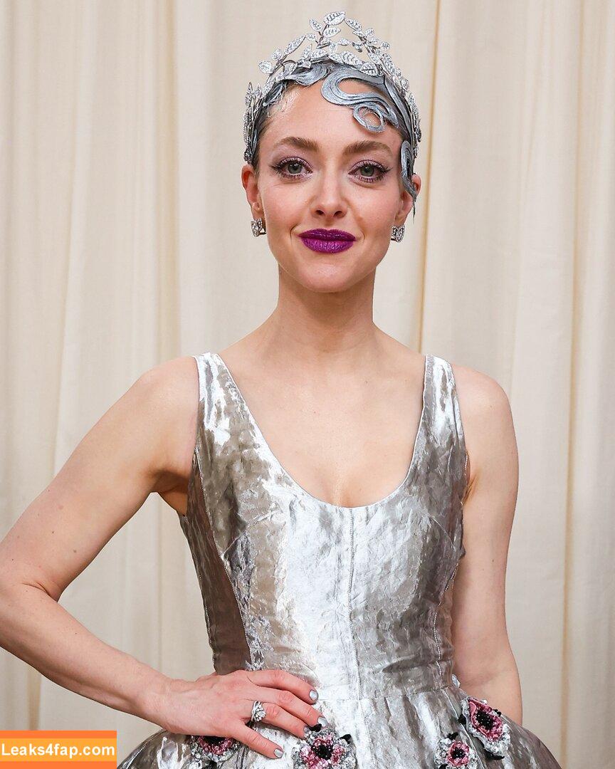 Amanda Seyfried / AmandaSeyfried / mingey leaked photo photo #0346