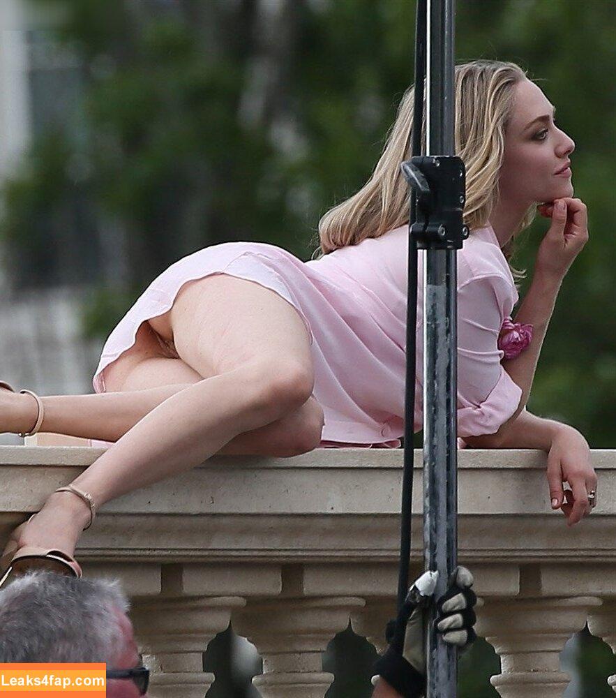 Amanda Seyfried / AmandaSeyfried / mingey leaked photo photo #0369