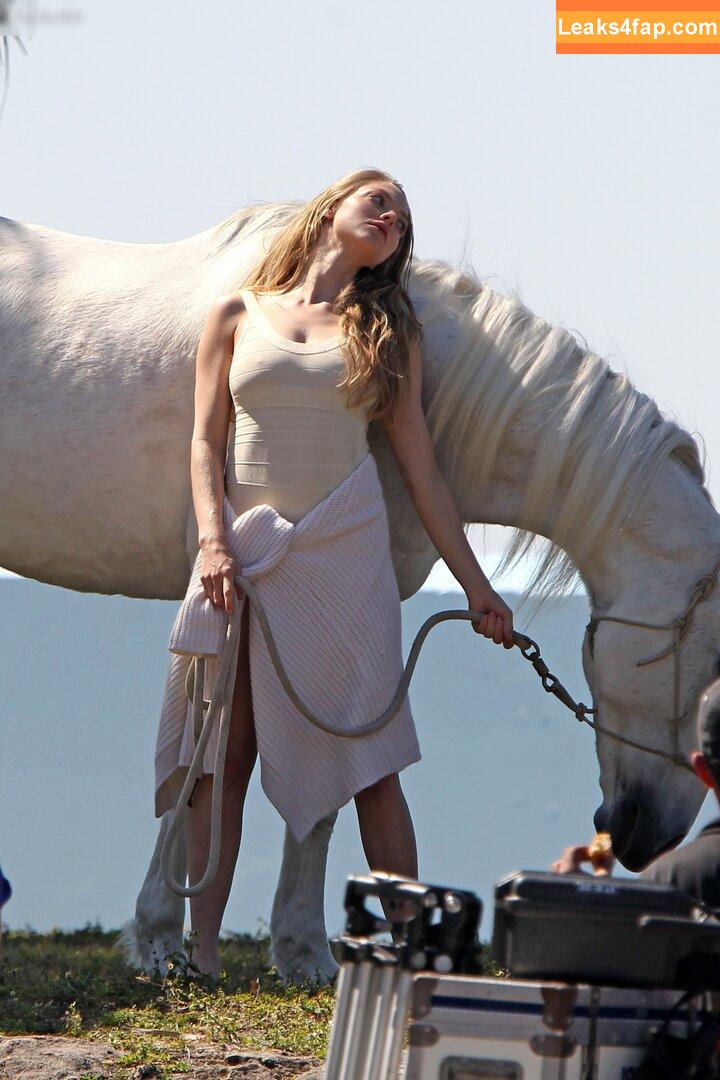 Amanda Seyfried / AmandaSeyfried / mingey leaked photo photo #0565