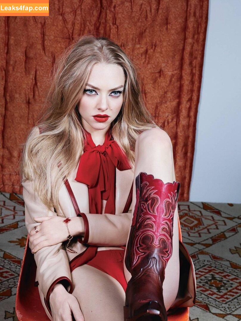 Amanda Seyfried / AmandaSeyfried / mingey слитое фото фото #0566