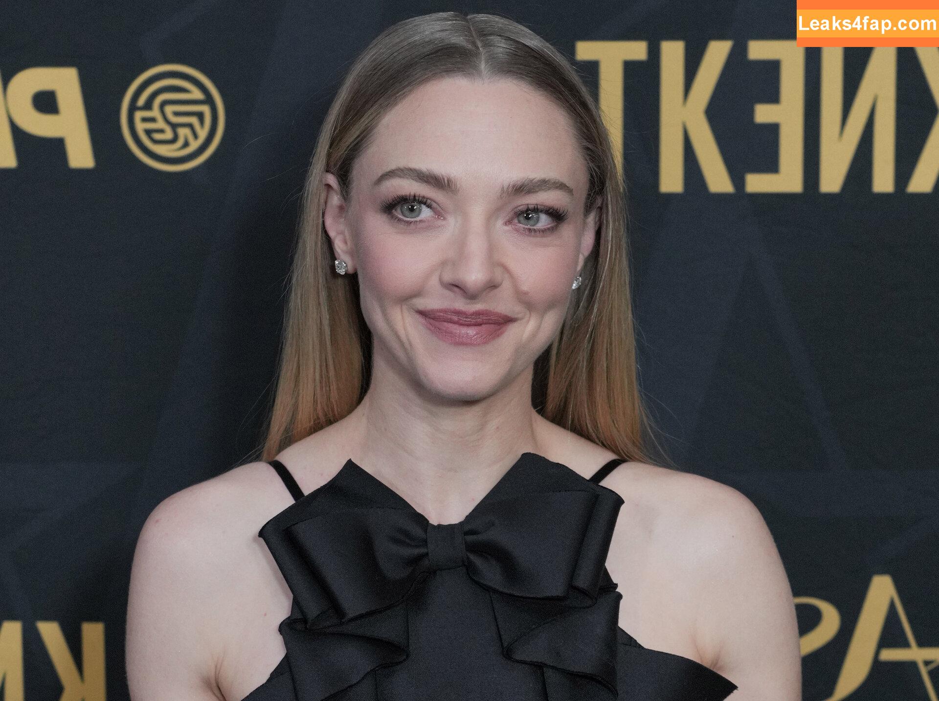 Amanda Seyfried / AmandaSeyfried / mingey слитое фото фото #0845