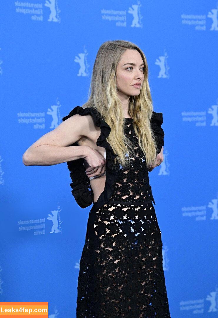 Amanda Seyfried / AmandaSeyfried / mingey leaked photo photo #0874