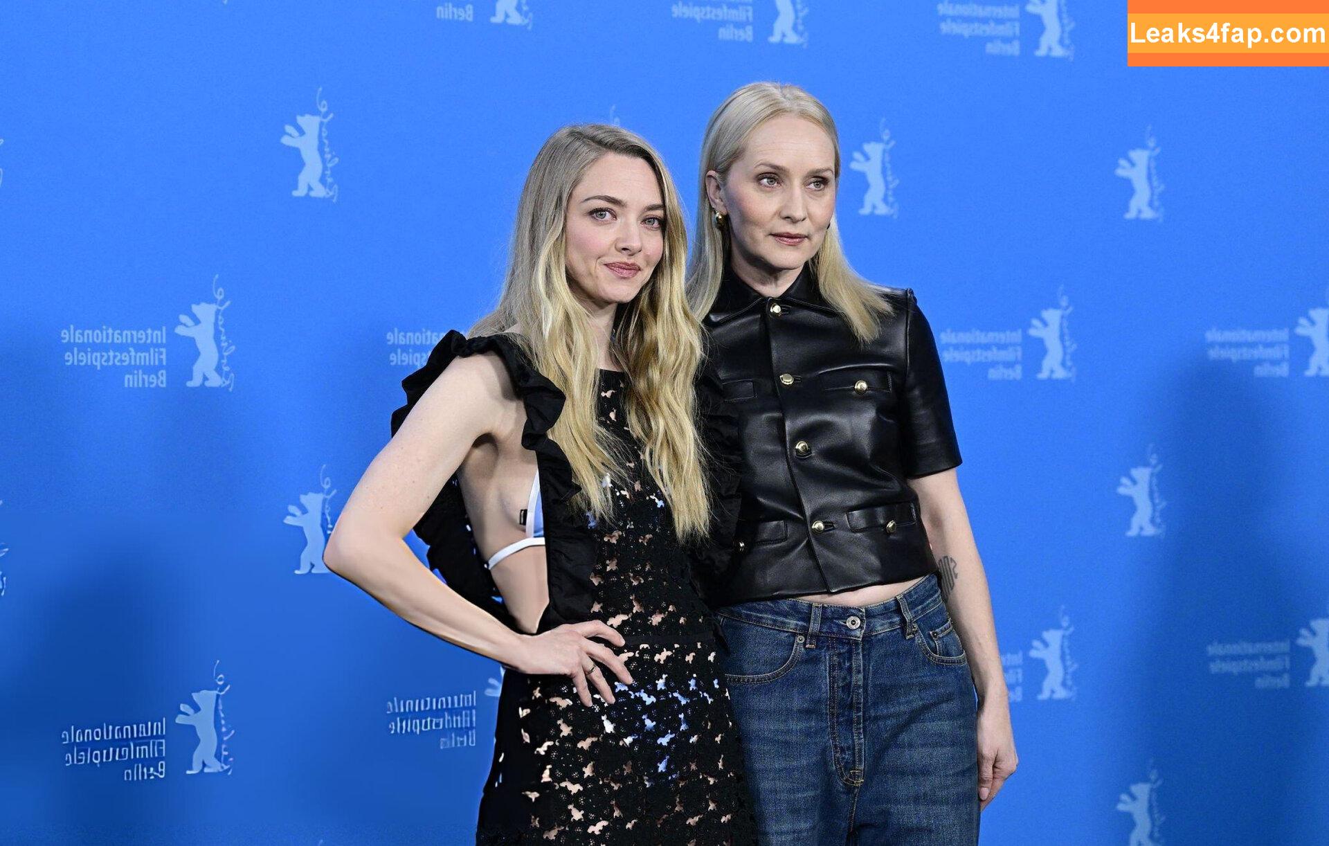 Amanda Seyfried / AmandaSeyfried / mingey leaked photo photo #0875