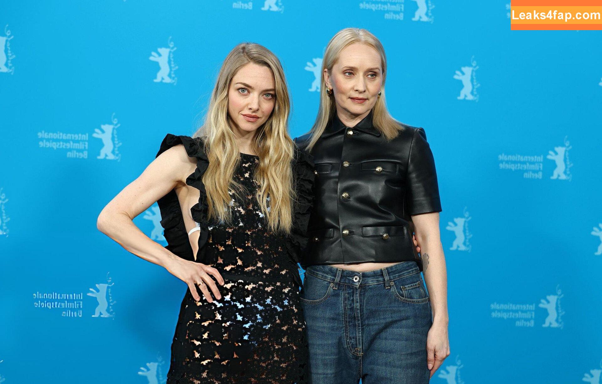 Amanda Seyfried / AmandaSeyfried / mingey leaked photo photo #0881