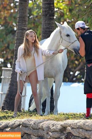 Amanda Seyfried фото #0154