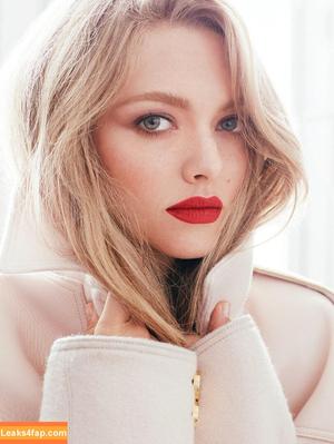 Amanda Seyfried photo #0296