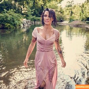 Amanda Shires photo #0001