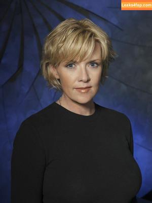 Amanda Tapping photo #0074